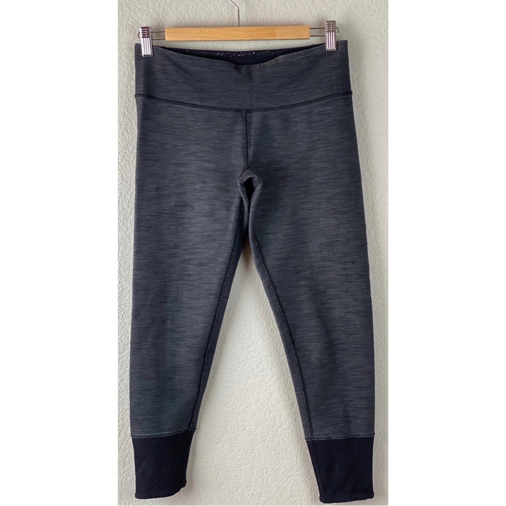 Lululemon Grey Cropped Legging with Side Zippers, size 8